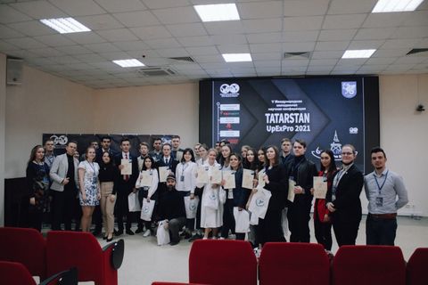 Студенты ФГБОУ ВО «УдГУ» провели интеллектуальную поединок «Oil Storm» на V Международной молодежной научной конференции «Tatarstan UpExPro 2021» 2